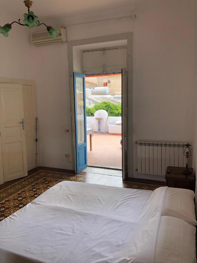 Villa Isola - Lipari Centro Storico Extérieur photo