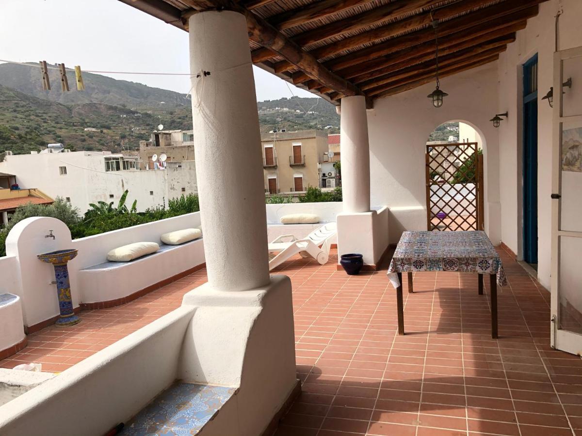 Villa Isola - Lipari Centro Storico Extérieur photo